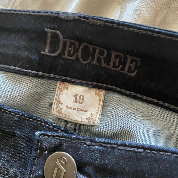 Super Skinny Jeans - Picture 8 of 8